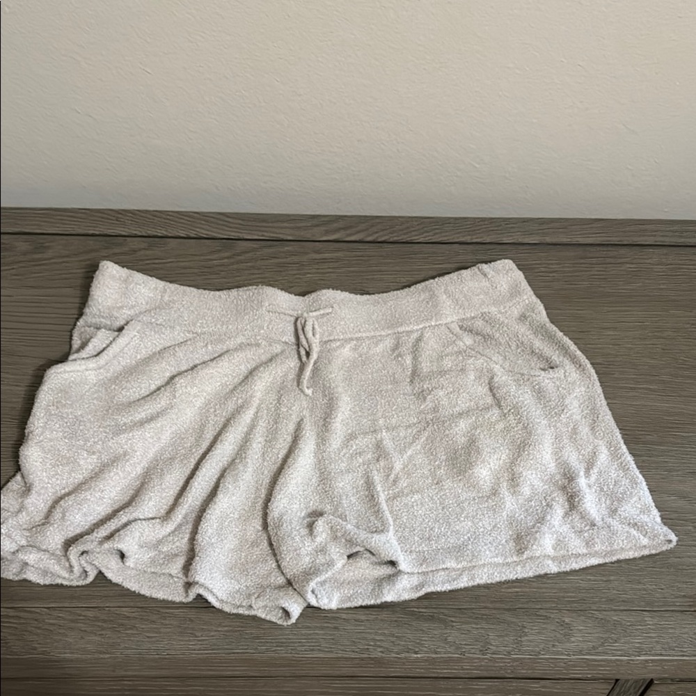 Barefoot Dreams Cream Athletic Shorts Soft Relaxed Fit